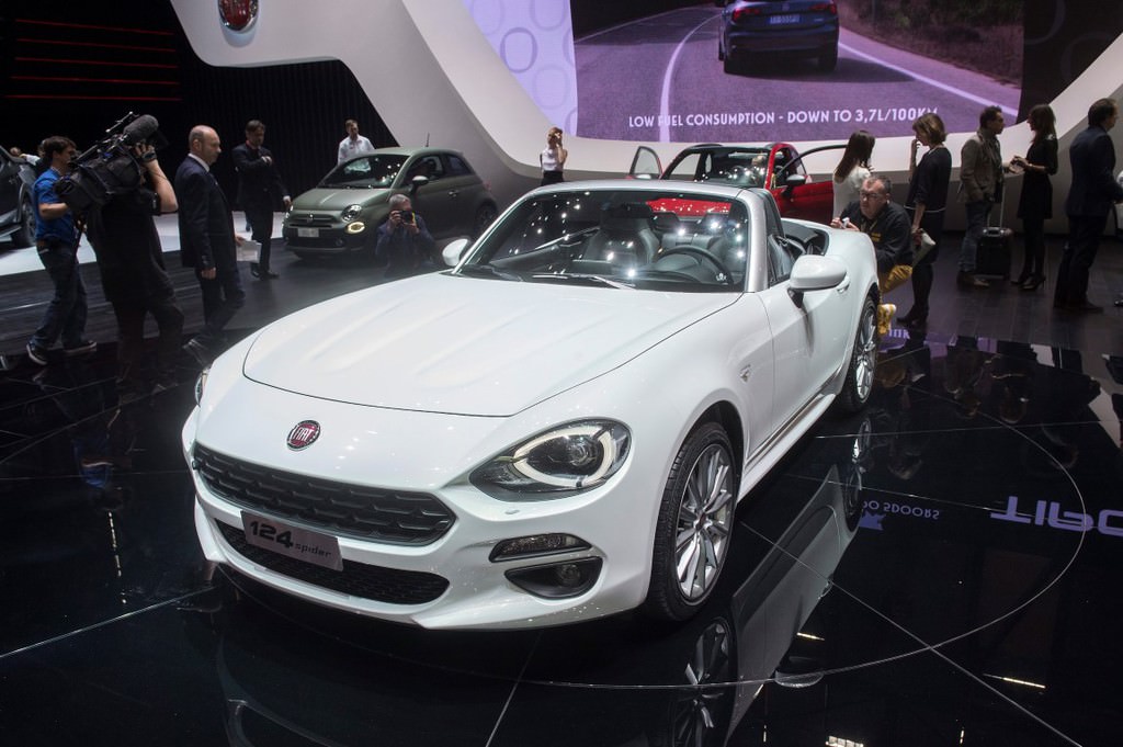 2016 Cenevre Otomobil Fuarı'ndan Görüntüler