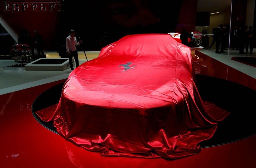 2016 Cenevre Otomobil Fuarı'ndan Görüntüler