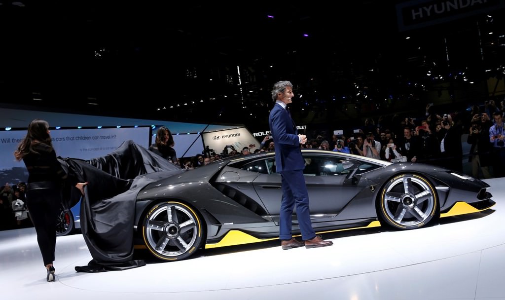 2016 Cenevre Otomobil Fuarı'ndan Görüntüler
