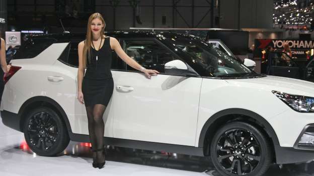 2016 Cenevre Otomobil Fuarı Güzelleri