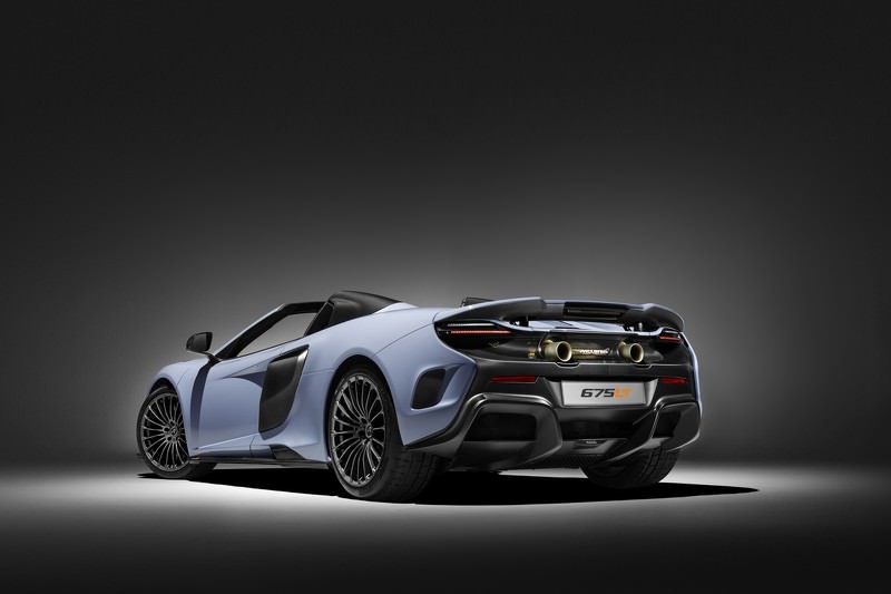 McLaren 675LT Spider Cenevre’de Işıldıyor