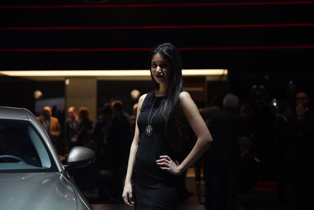 2016 Cenevre Otomobil Fuarı Güzelleri