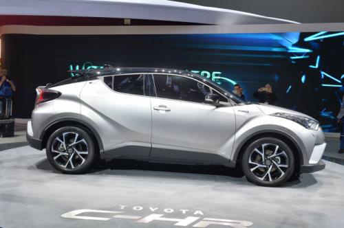 Sakarya’da Üretilecek CH-R Cenevre’de Yıldızlaştı