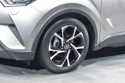 Sakarya’da Üretilecek CH-R Cenevre’de Yıldızlaştı