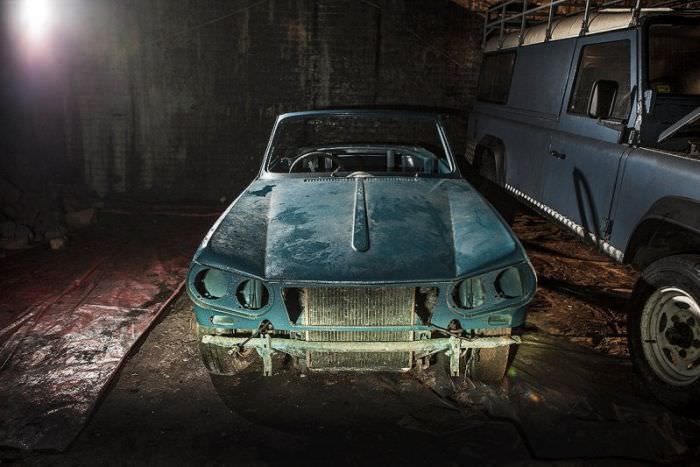 Tünellerde 2 Düzine Otomobil Bulundu!