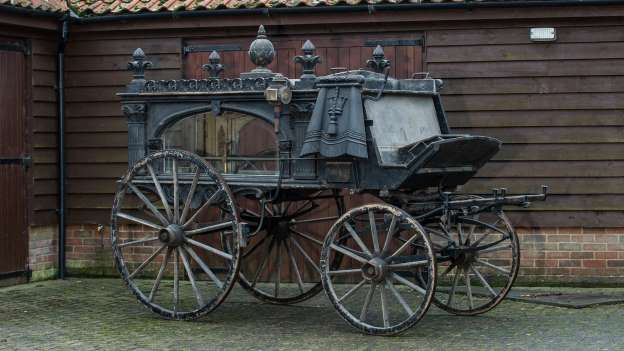 Dev Koleksiyon Satılıyor