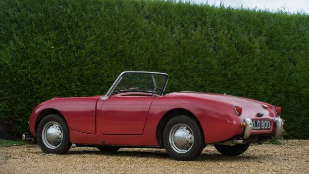 Dev Koleksiyon Satılıyor