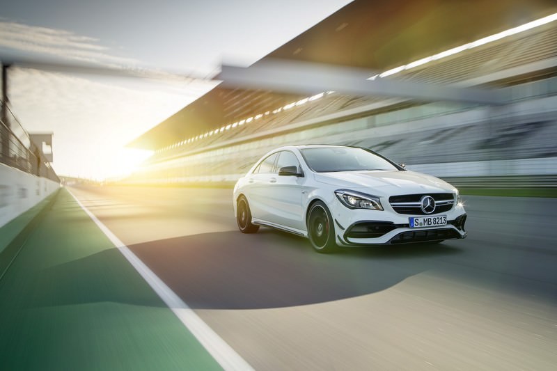 CLA ve CLA Shooting Brake Yüz Gerdirdi