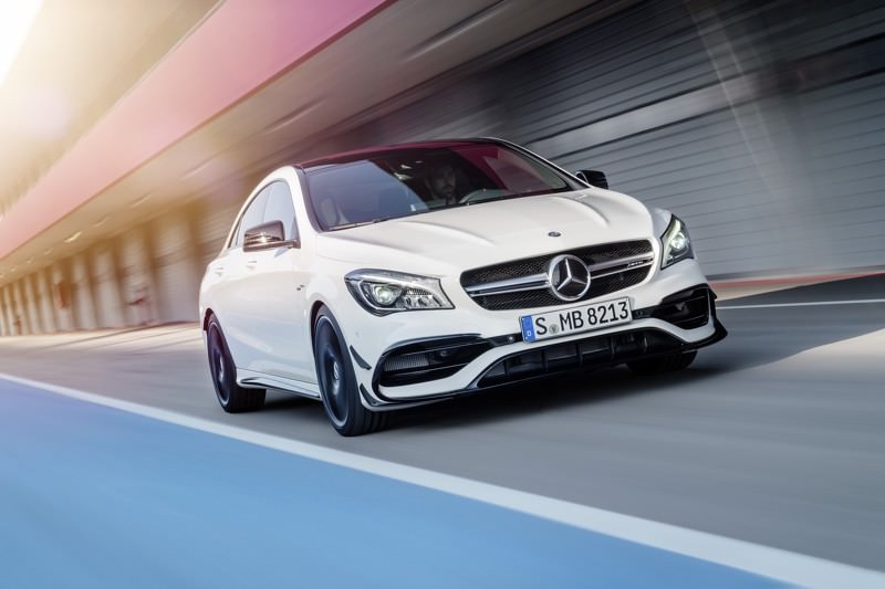 CLA ve CLA Shooting Brake Yüz Gerdirdi