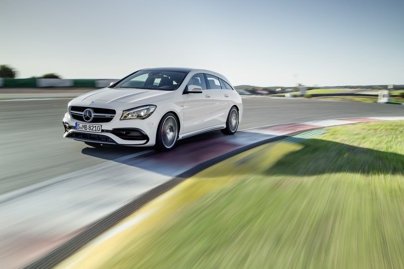 CLA ve CLA Shooting Brake Yüz Gerdirdi