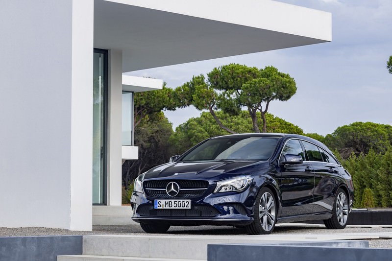 CLA ve CLA Shooting Brake Yüz Gerdirdi