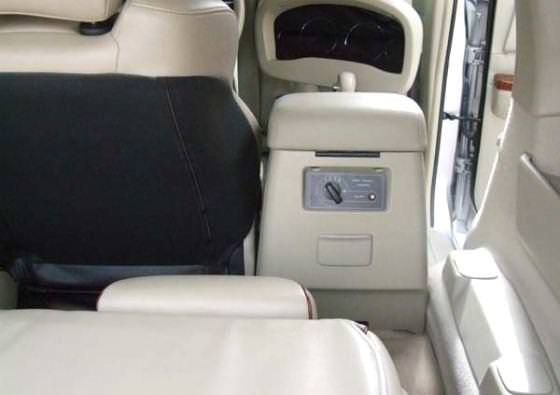 Direksiyonu Arka Koltukta