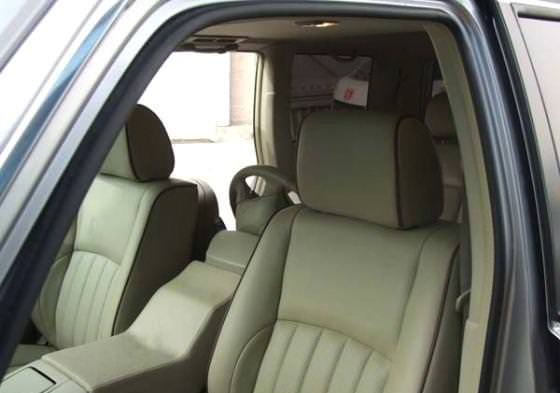 Direksiyonu Arka Koltukta