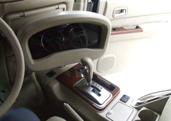 Direksiyonu Arka Koltukta