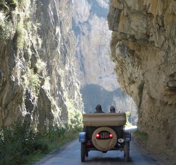 100 Yıllık Otomobille Dünya Turu