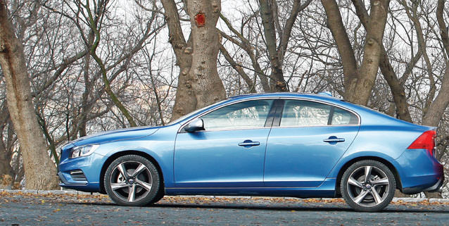 Karşılaştırma: BMW 318i, Volvo S60 T3