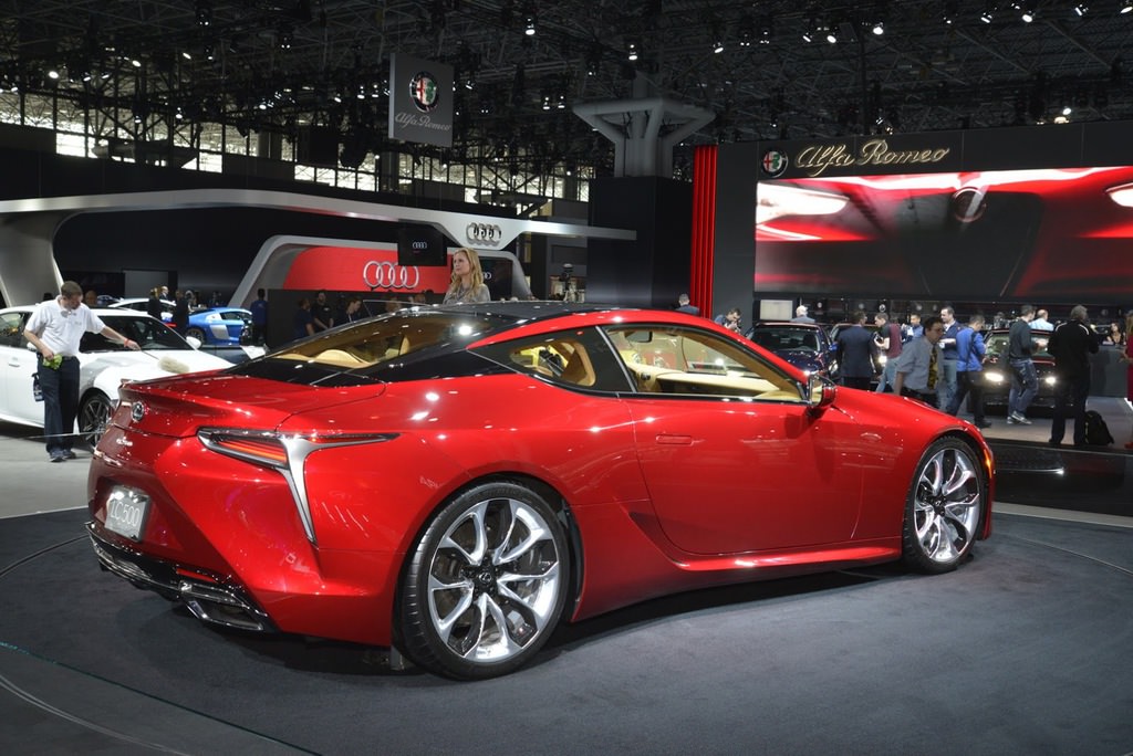 New York Otomobil Fuarı’ndan Görüntüler