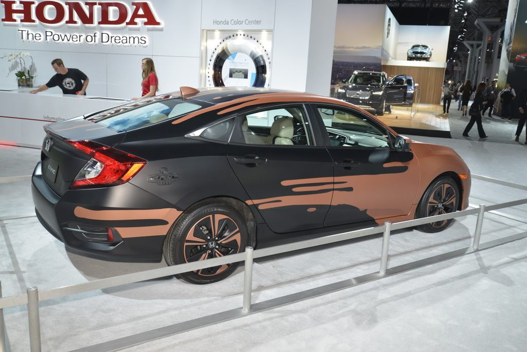 New York Otomobil Fuarı’ndan Görüntüler