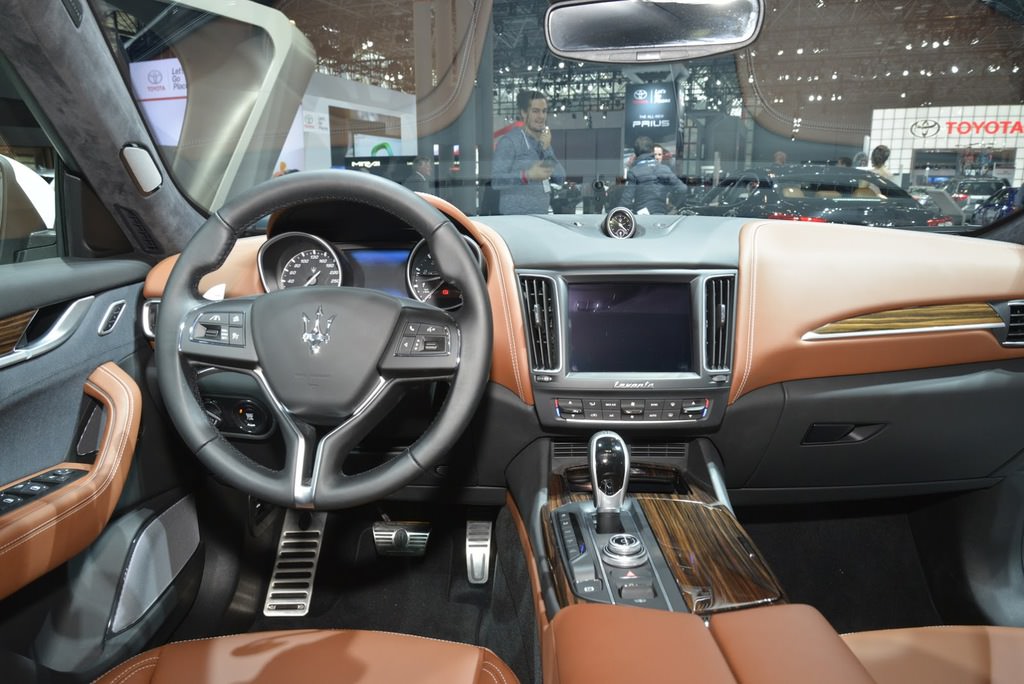 New York Otomobil Fuarı’ndan Görüntüler