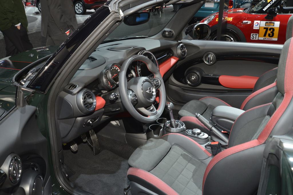 New York Otomobil Fuarı’ndan Görüntüler