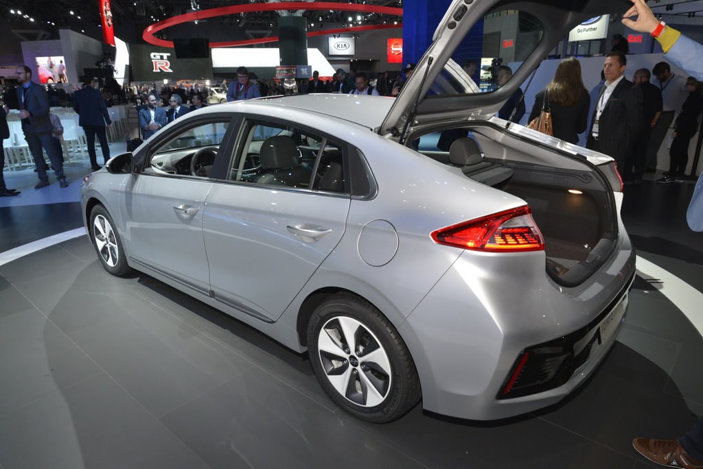 New York Otomobil Fuarı’ndan Görüntüler