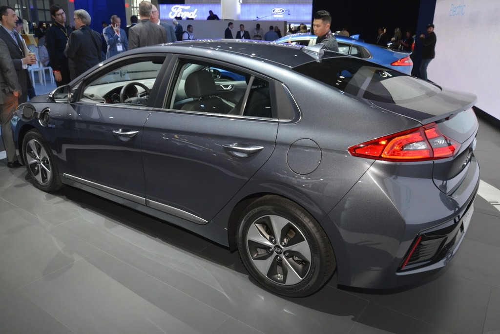 New York Otomobil Fuarı’ndan Görüntüler