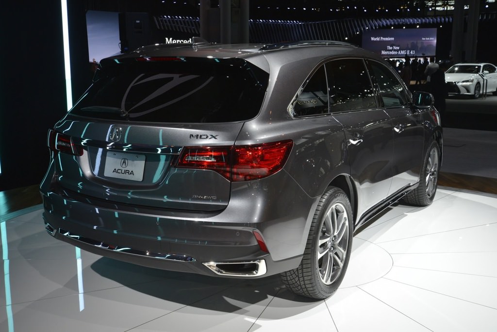 New York Otomobil Fuarı’ndan Görüntüler