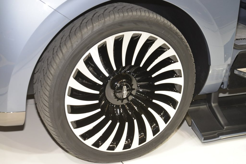 New York Otomobil Fuarı’ndan Görüntüler