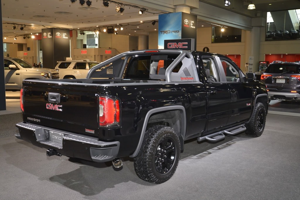 New York Otomobil Fuarı’ndan Görüntüler