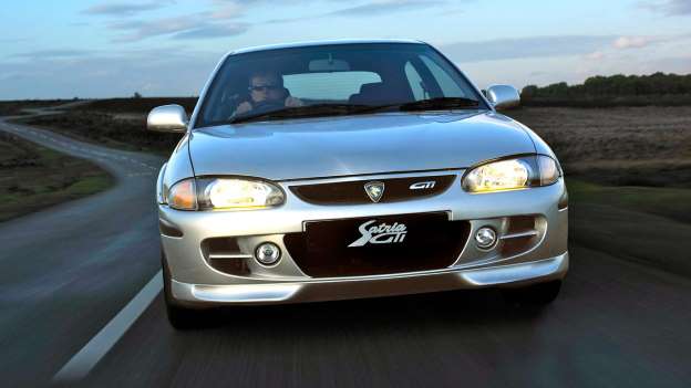 90’lara Damga Vuran 30 Ateşli Hatchback