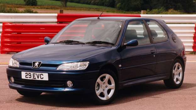 90’lara Damga Vuran 30 Ateşli Hatchback
