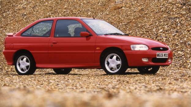 90’lara Damga Vuran 30 Ateşli Hatchback