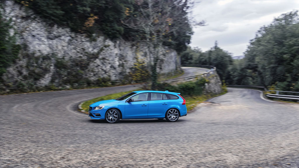 S60 ve V60 Polestar’a 2,0 lt’lik Motor
