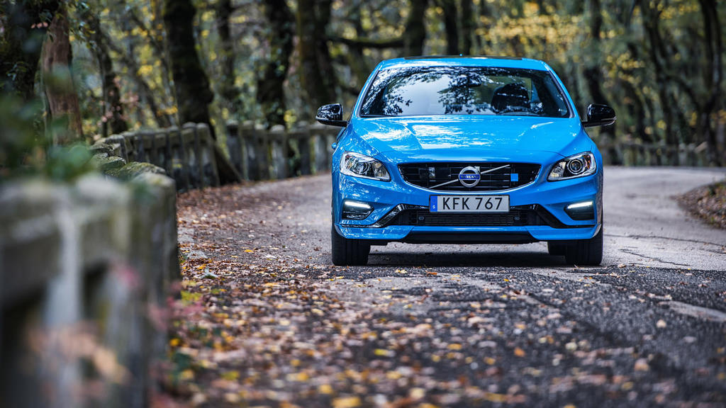 S60 ve V60 Polestar’a 2,0 lt’lik Motor