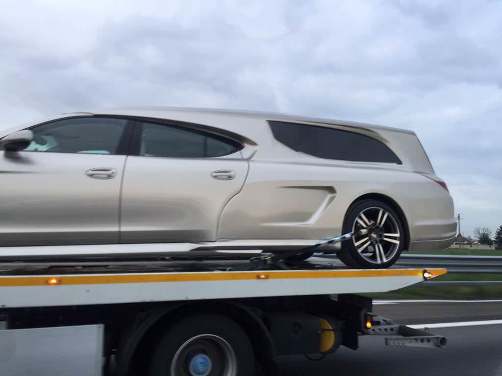 Cenazelere Özel Porsche