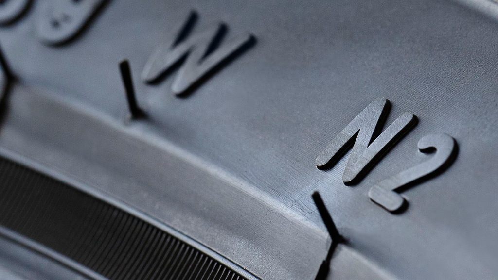 Porsche Klasik Otomobiller İçin Yeni Lastik Üretecek