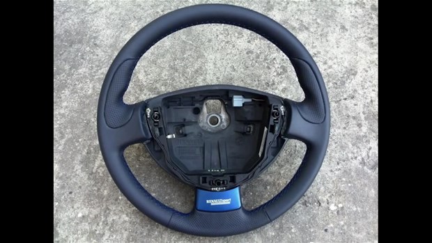 Clio'yu eski haline getirdi