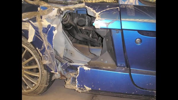 Clio'yu eski haline getirdi