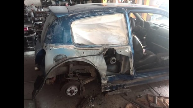 Clio'yu eski haline getirdi