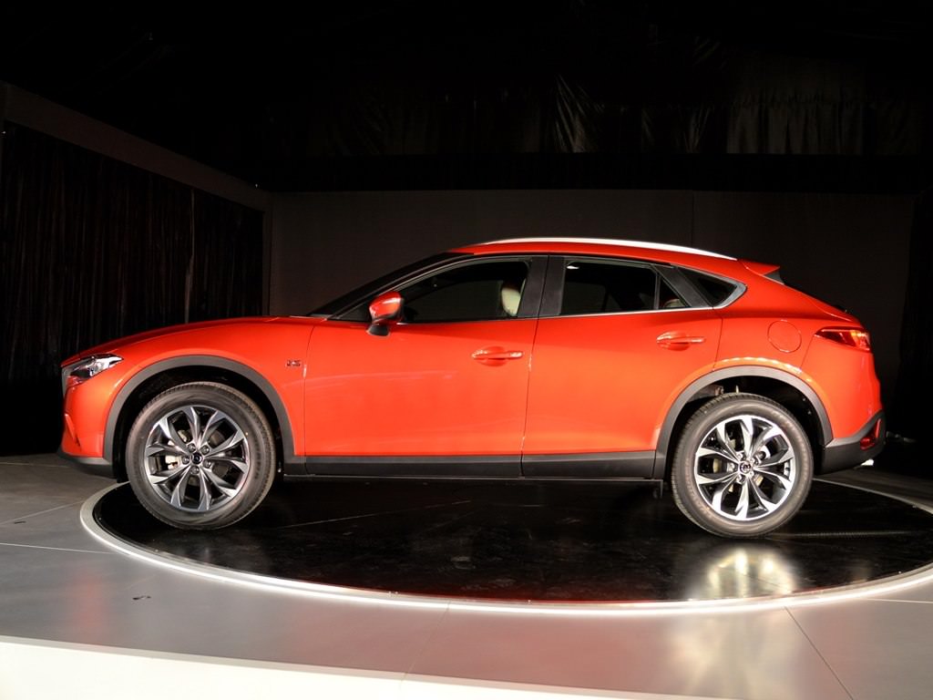 Mazda CX-4 Pekin’de Sahneye Çıktı