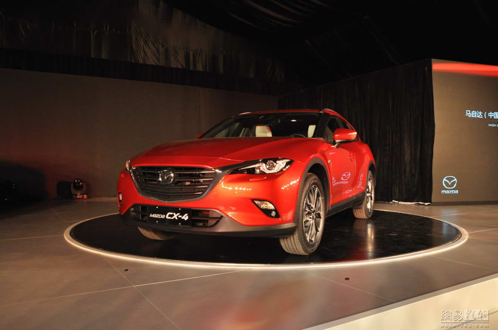 Mazda CX-4 Pekin’de Sahneye Çıktı