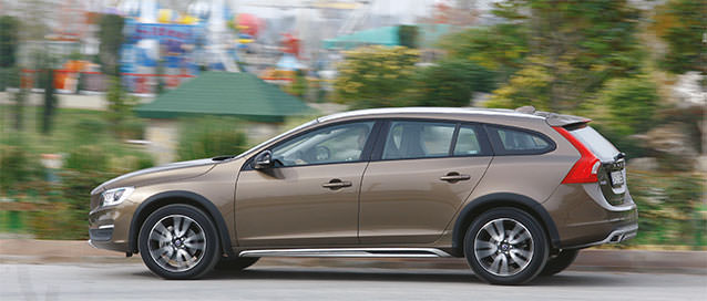 Test: Volvo V60 Cross Country D4