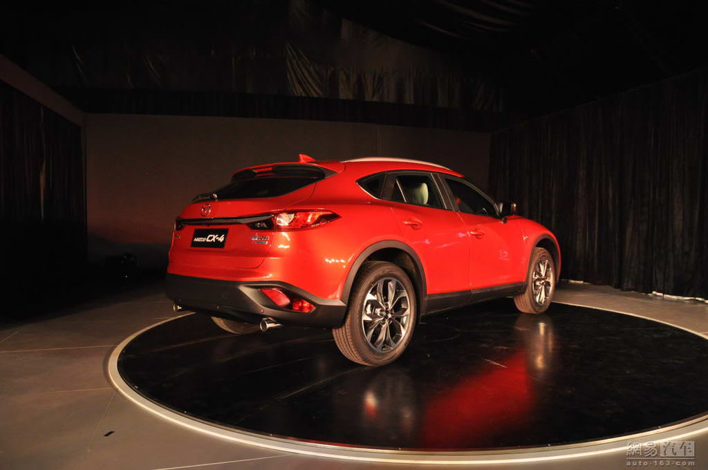 Mazda CX-4 Pekin’de Sahneye Çıktı