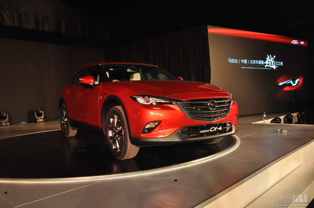 Mazda CX-4 Pekin’de Sahneye Çıktı