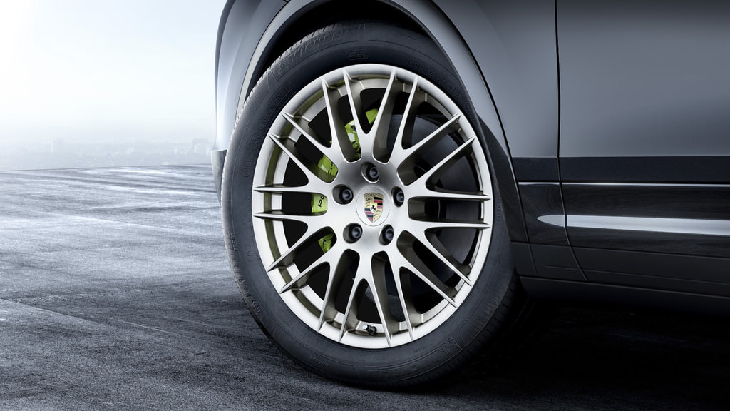 Porsche Cayenne Platinum Edition Tanıtıldı