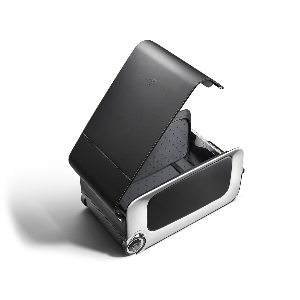 Premium Kompakt Otomobil Fiyatına Çanta