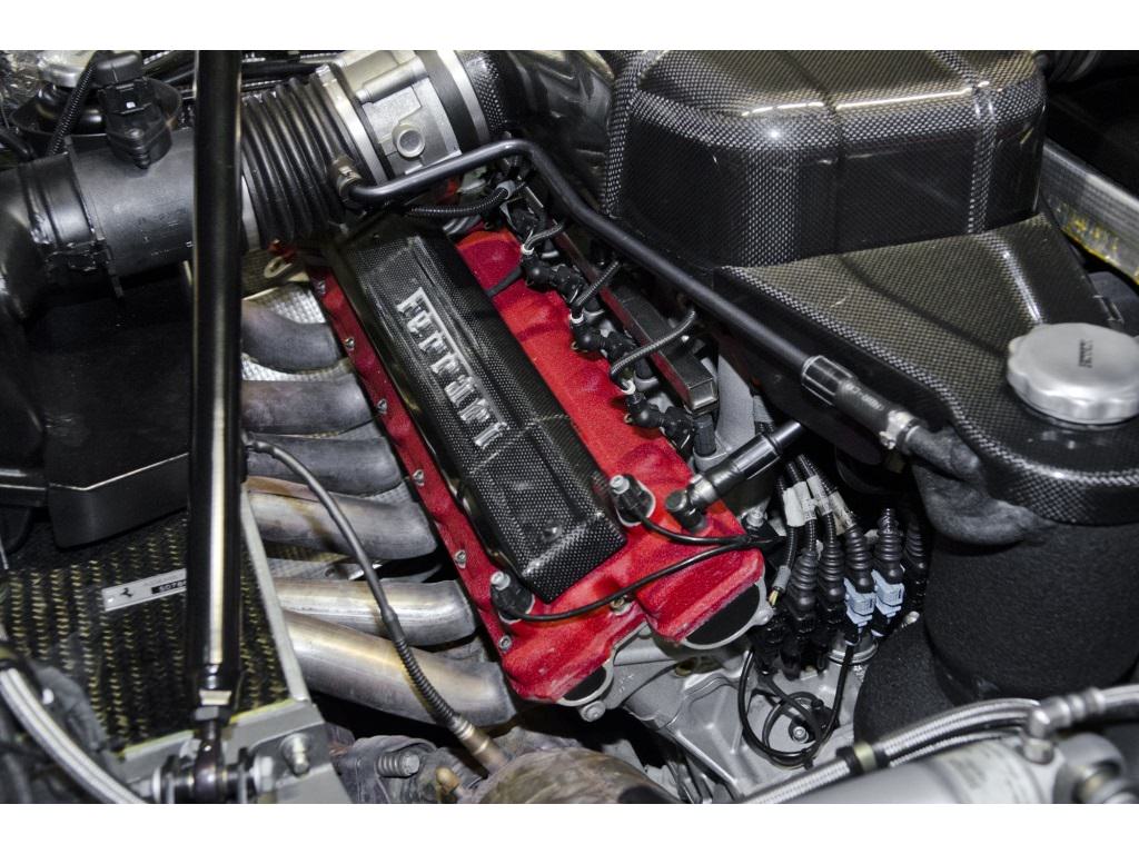 Ferrari Enzo 7,5 Milyon TL’ye Alıcısını Bekliyor