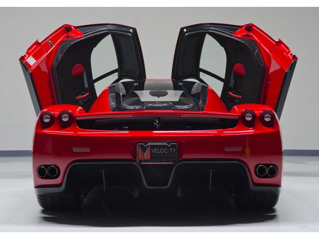 Ferrari Enzo 7,5 Milyon TL’ye Alıcısını Bekliyor
