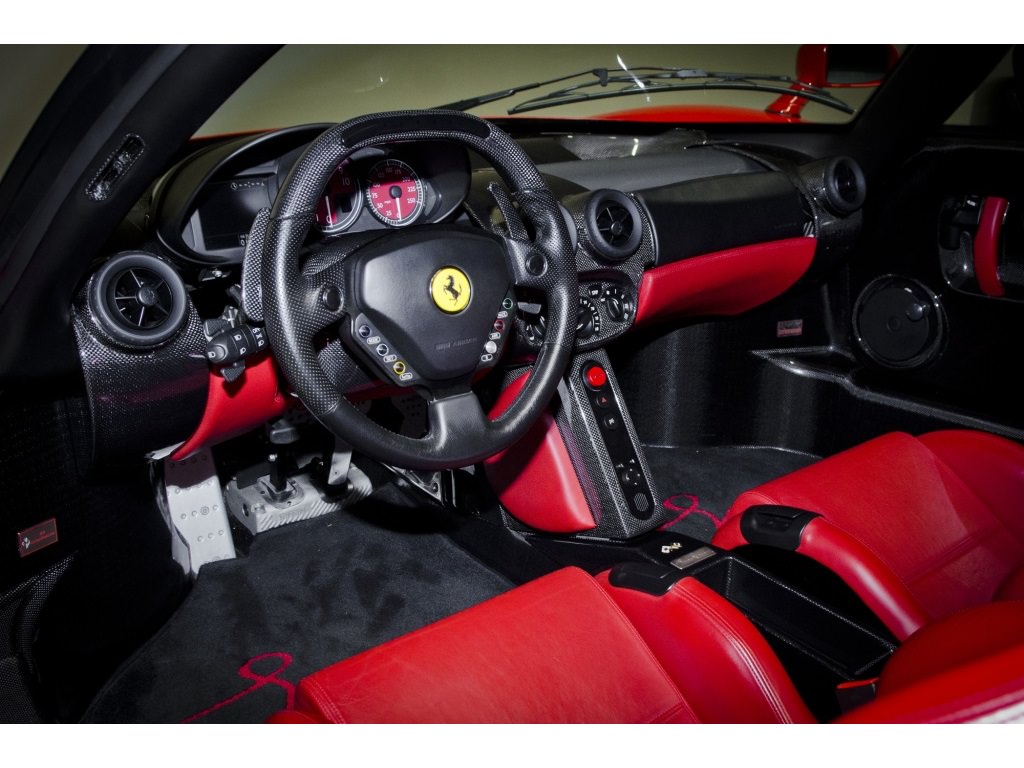 Ferrari Enzo 7,5 Milyon TL’ye Alıcısını Bekliyor