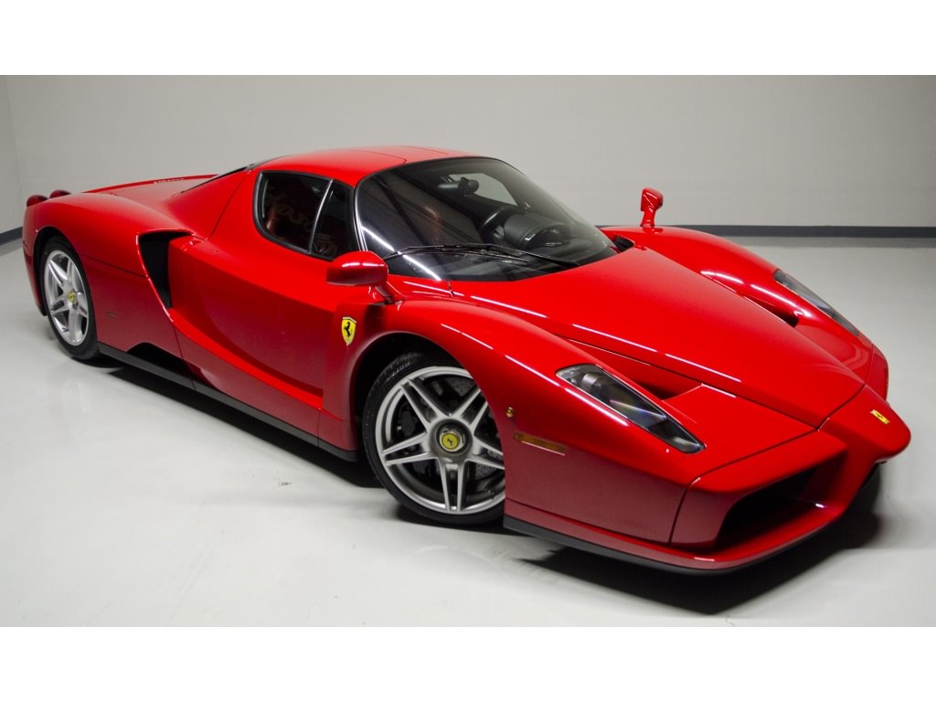 Ferrari Enzo 7,5 Milyon TL’ye Alıcısını Bekliyor